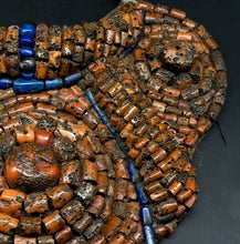 Load image into Gallery viewer, Old Coral Ladakhi Necklace Skeypuk - the ladakh art palace