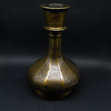 Load image into Gallery viewer, Old Vintage Flower Vase - the ladakh art palace